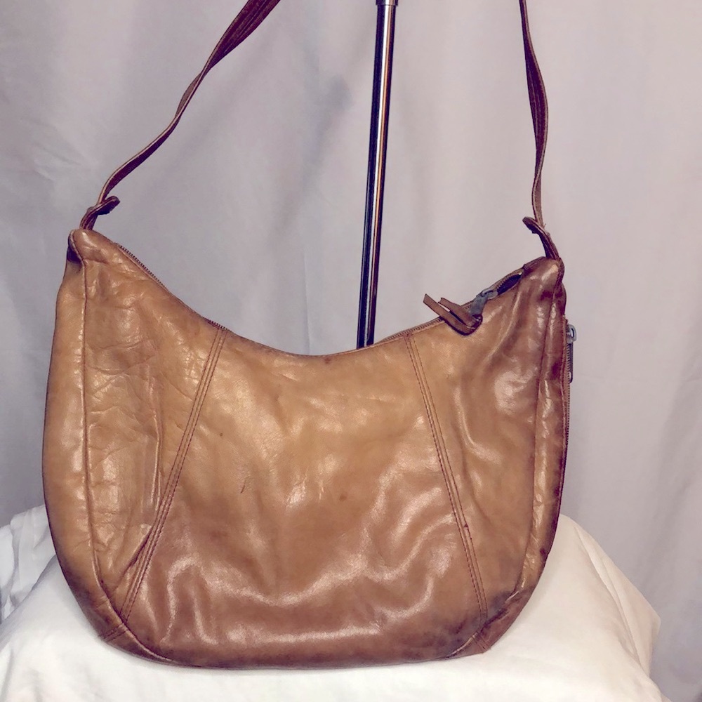 CONTESSA Vintage caramel brown genuine leather hobo style handbag.